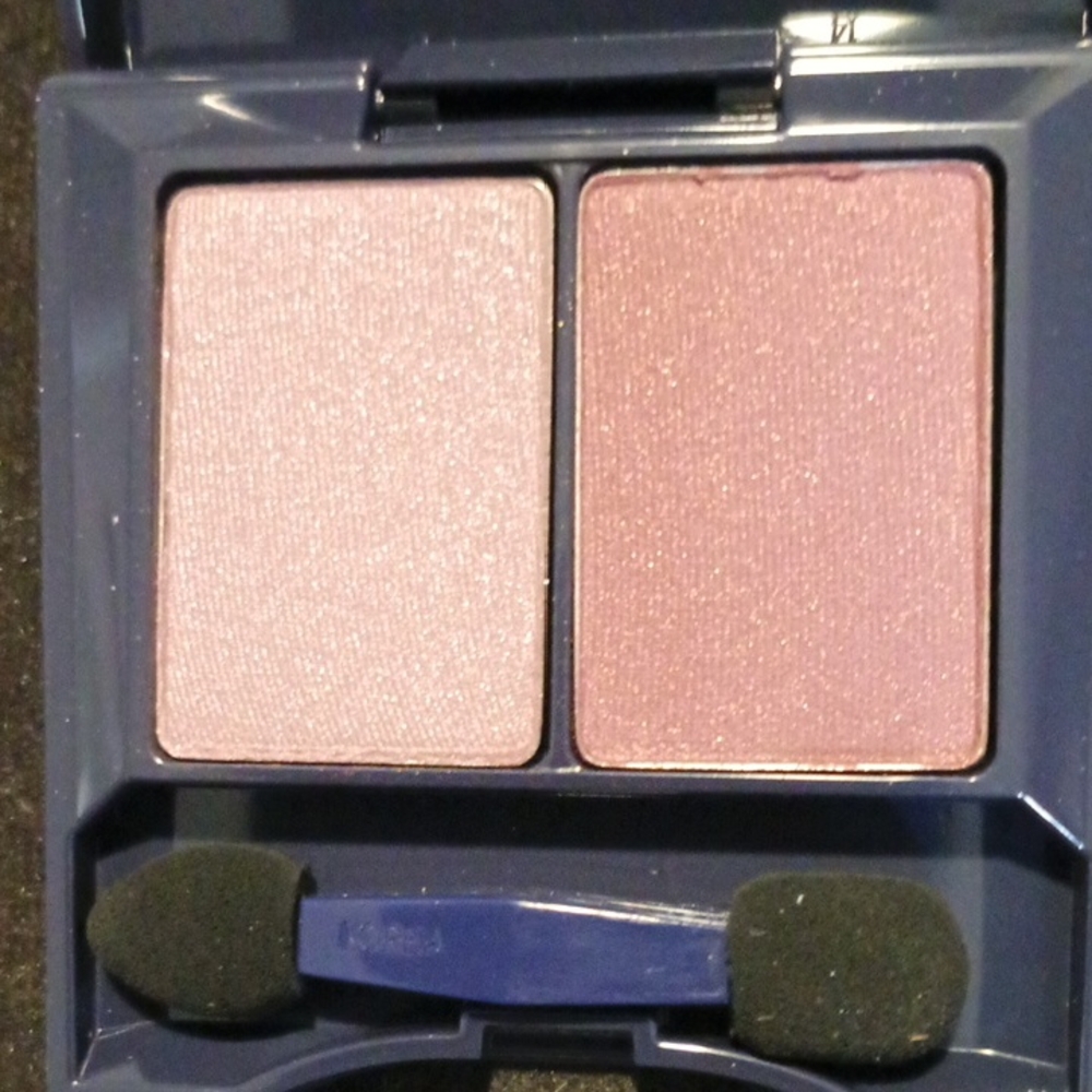 Avon Dual Eyeshadow Palette - Soft Pink and Mauve